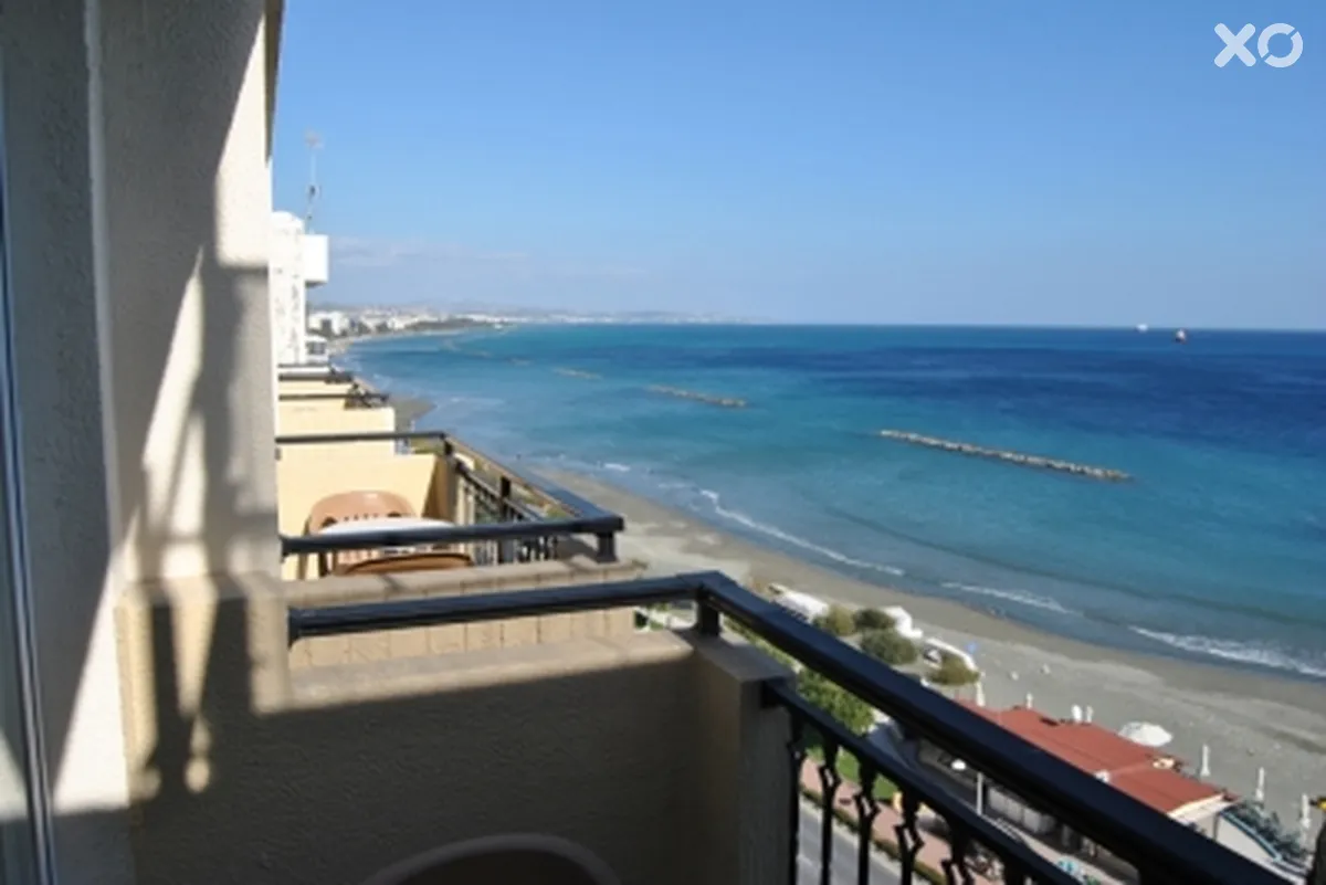 Pier Beach Hotel Apartments