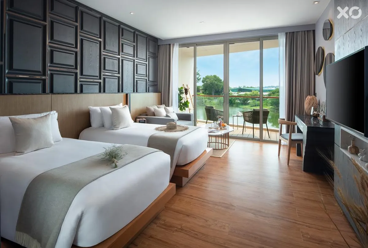 Wyndham Grand Nai Harn Beach