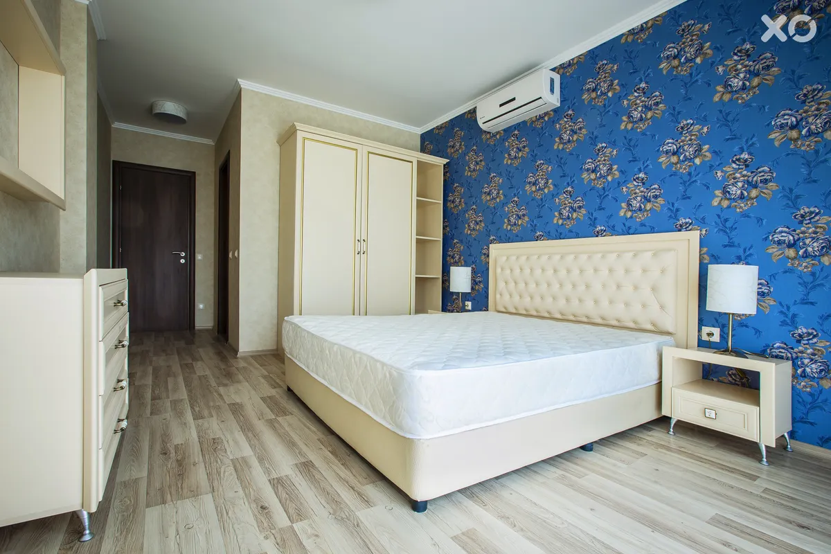 Apolonia Resort