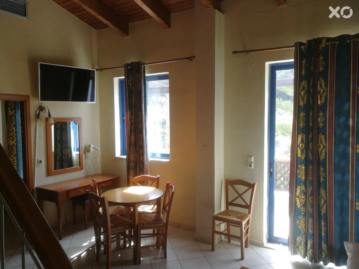 Eleni Beach Hotel
