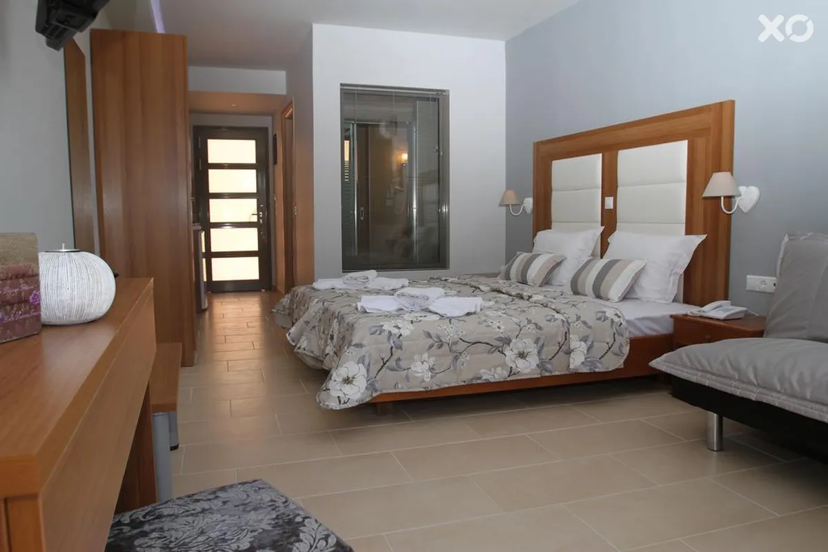 Dionysos Inn Hotel