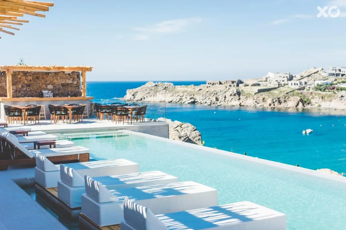 Super Paradise Beach Club