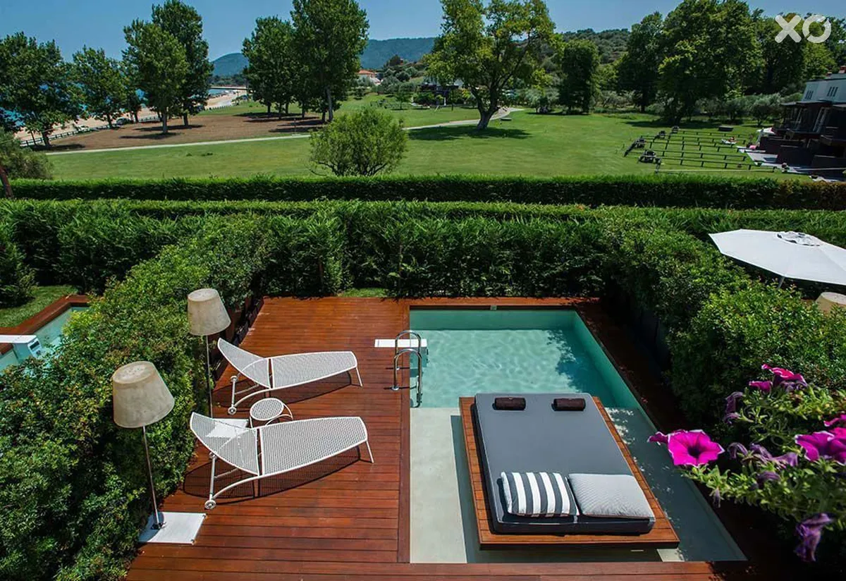 Avaton Luxury Villas Resort