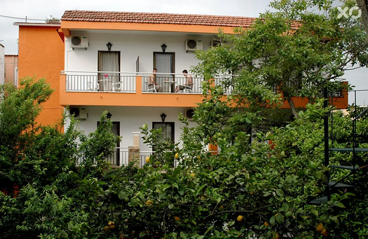 Omirikon Hotel & Apartments