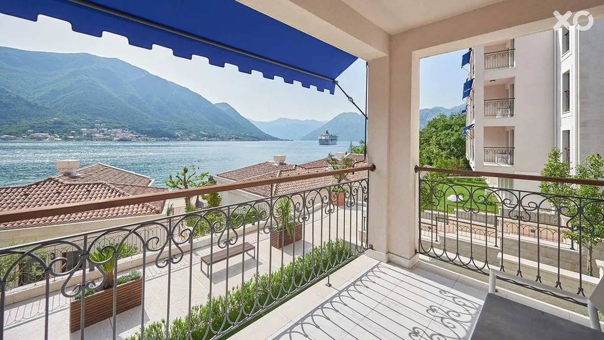 Huma Kotor Bay
