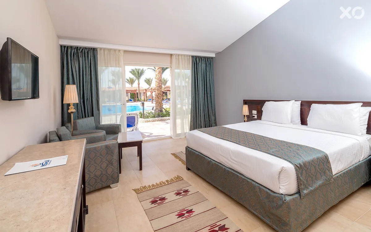 Hawaii Riviera Resort & Aqua Park