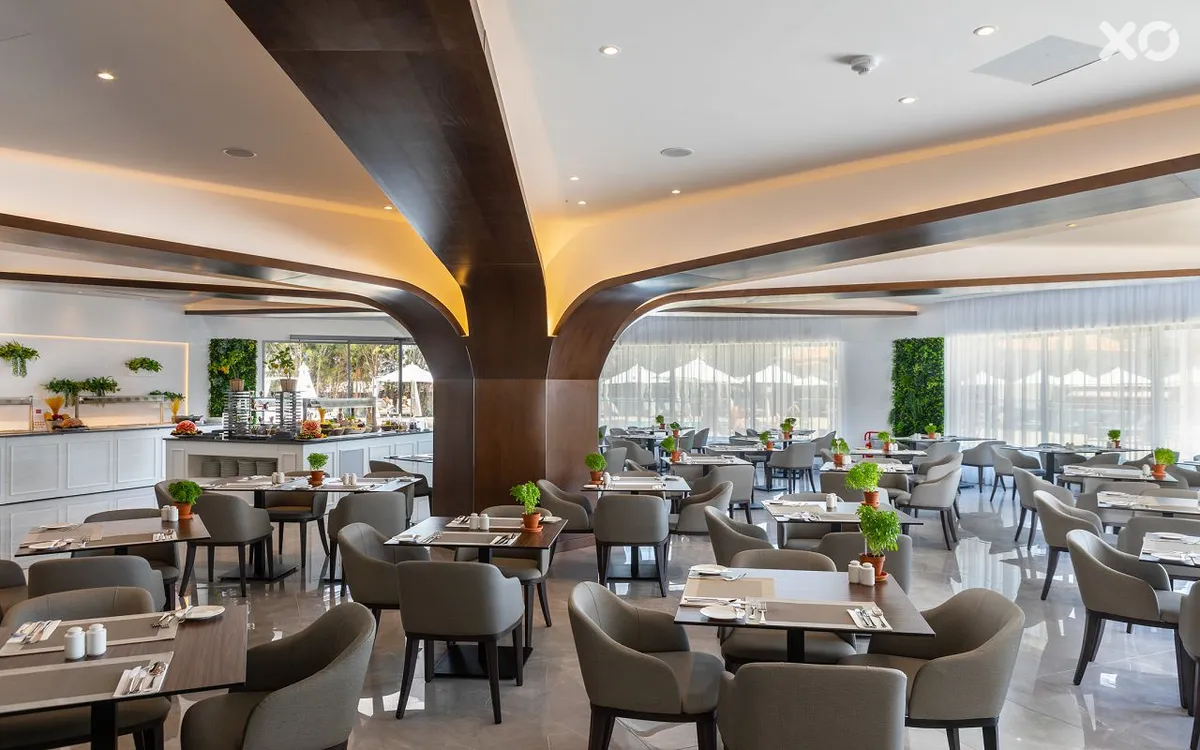 Leonardo Crystal Cove Hotel & Spa by the Sea