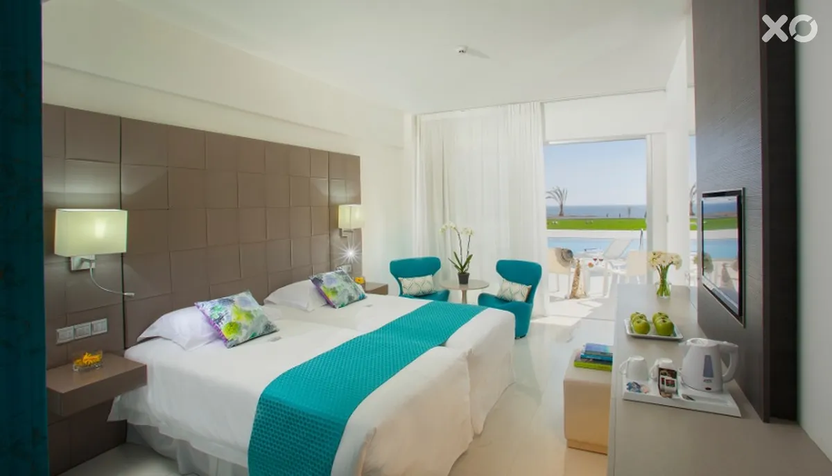 King Evelthon Beach Hotel & Resort