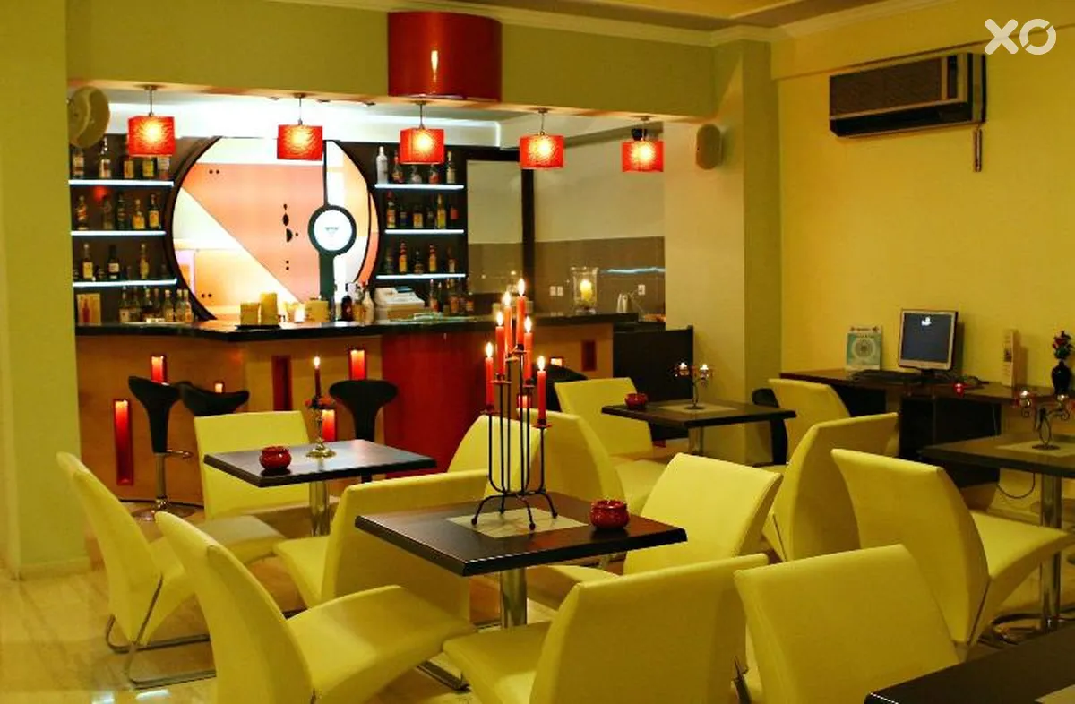 Ionis Art Hotel