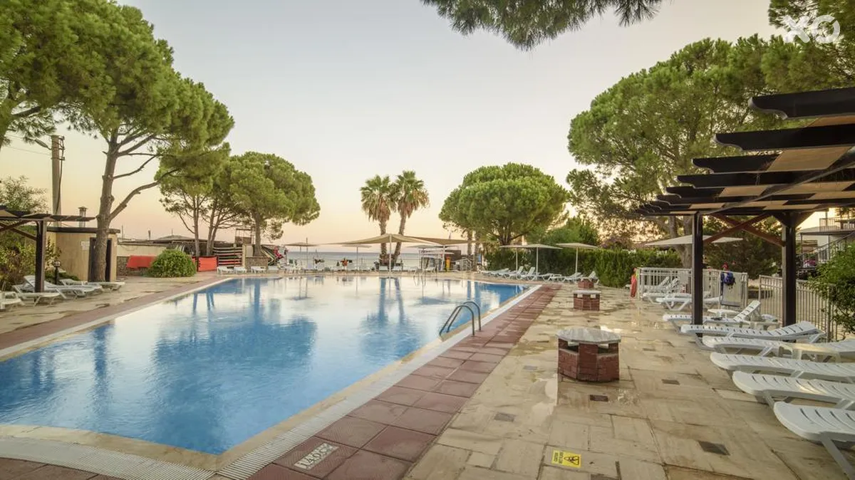 Sea Side Beach Club