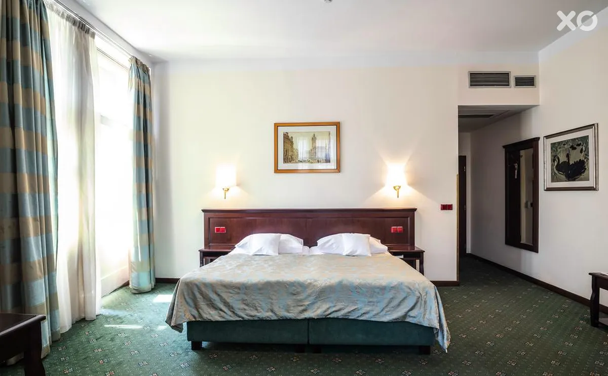 EA Hotel Downtown