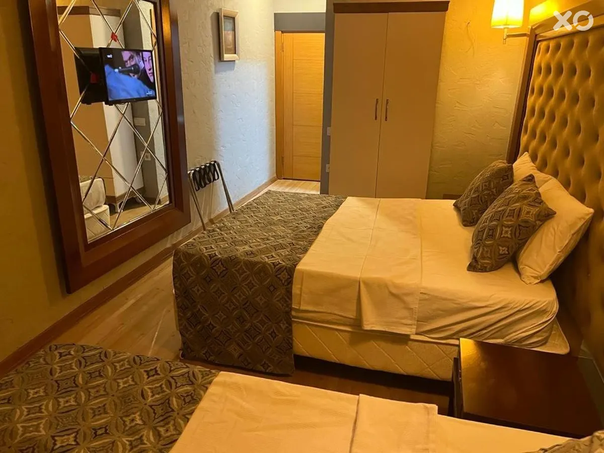 Dionisus Lara Hotel