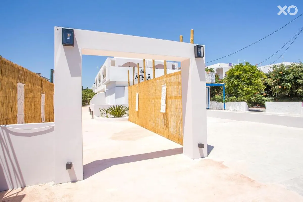 Atma Beach Rooms & Suites