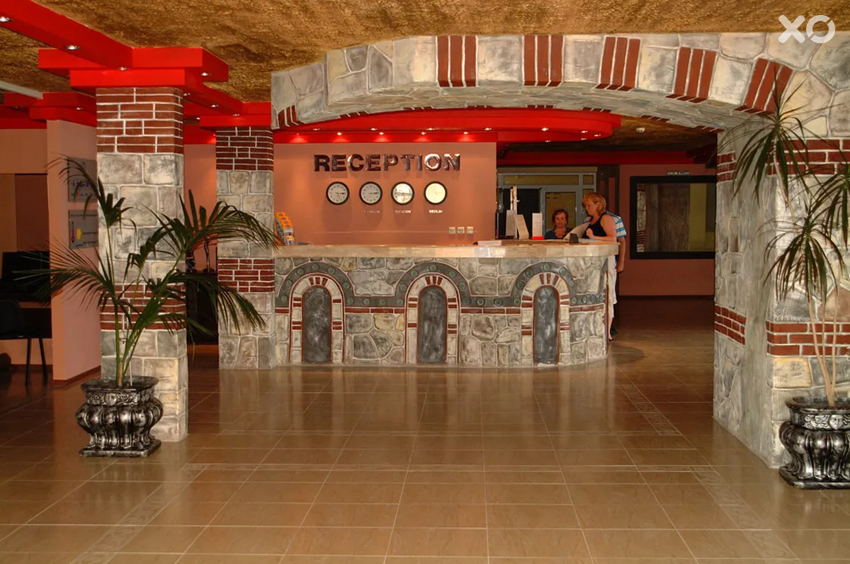 Amaris Hotel