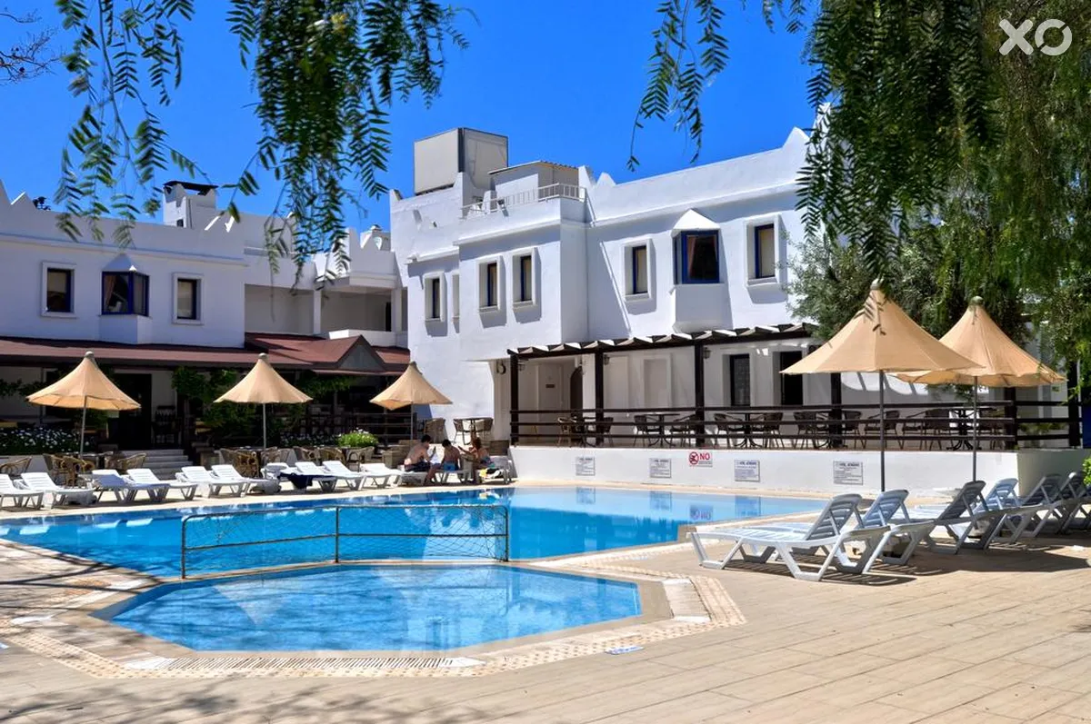 Atrium Hotel