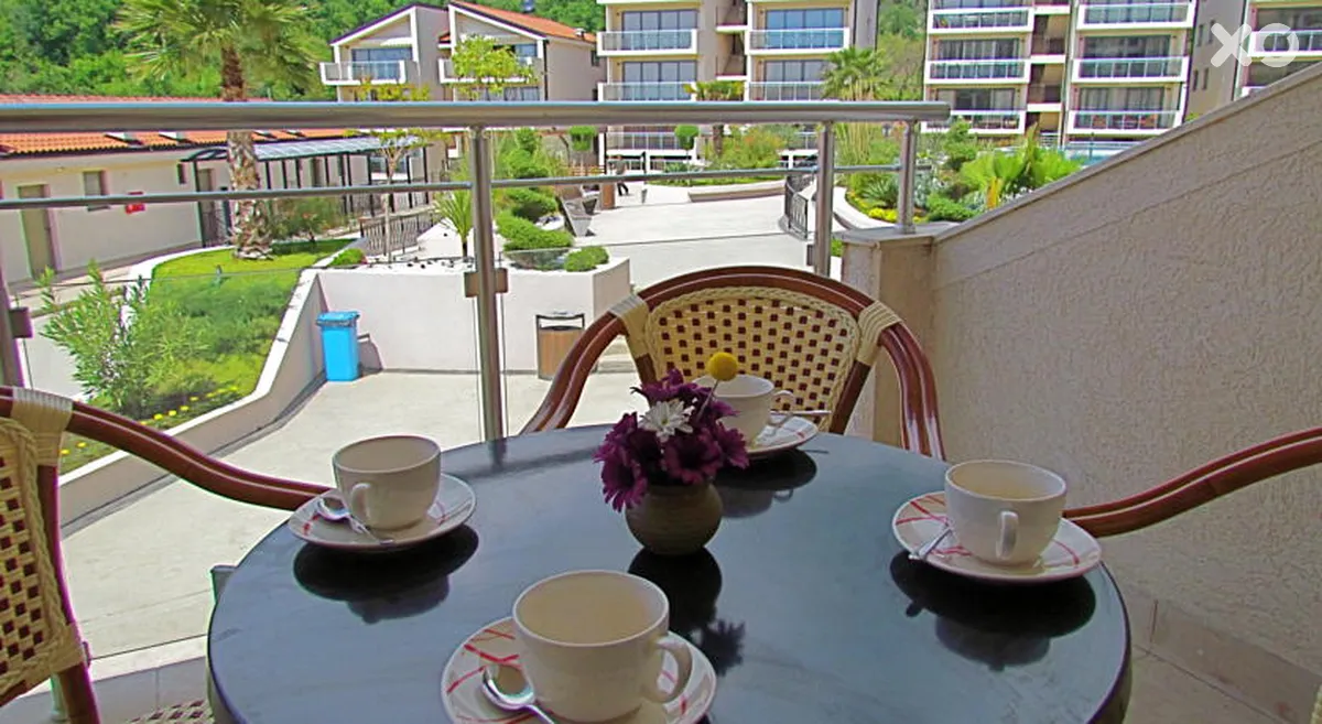 Blue Horizon Apartments