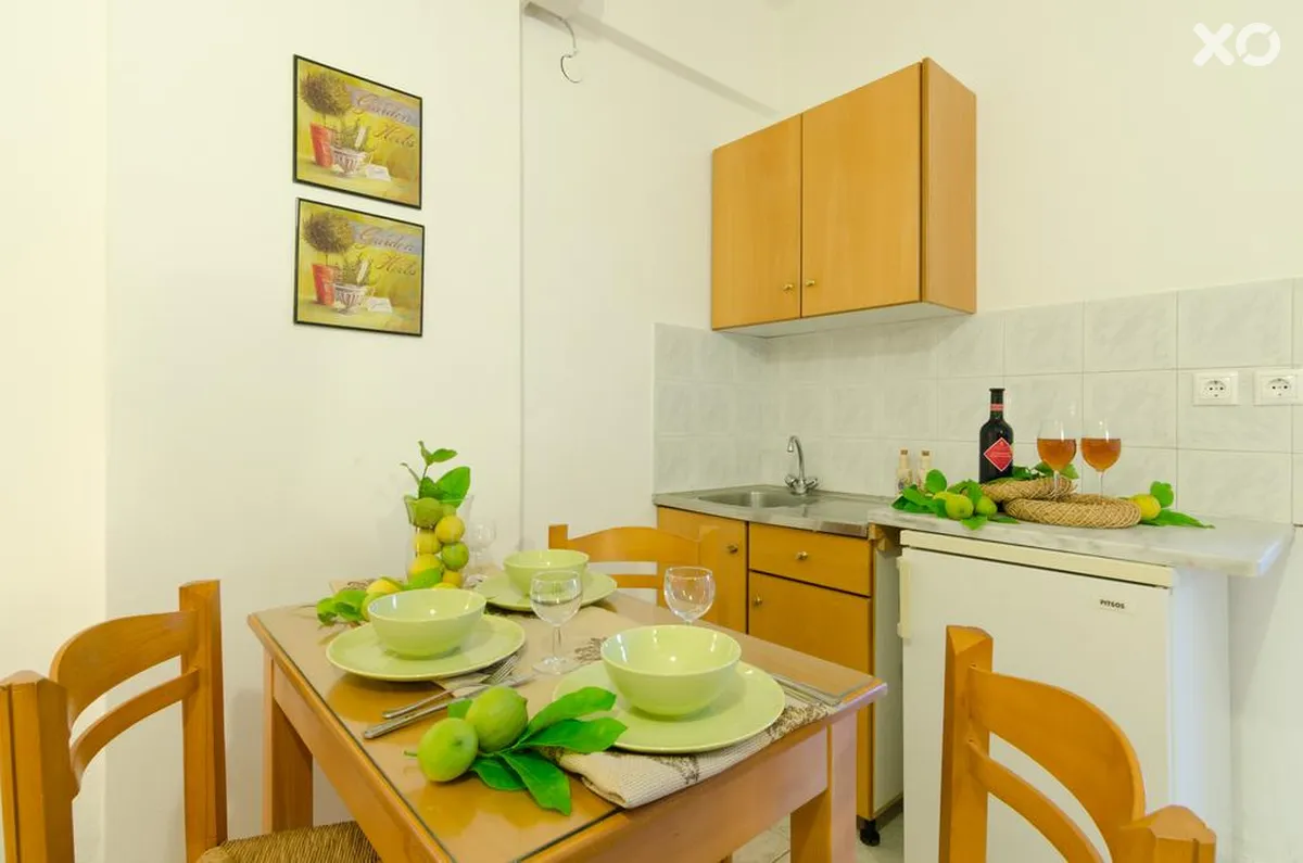 Aglaia Apartments