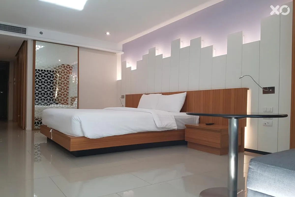 The Whisper Hotel