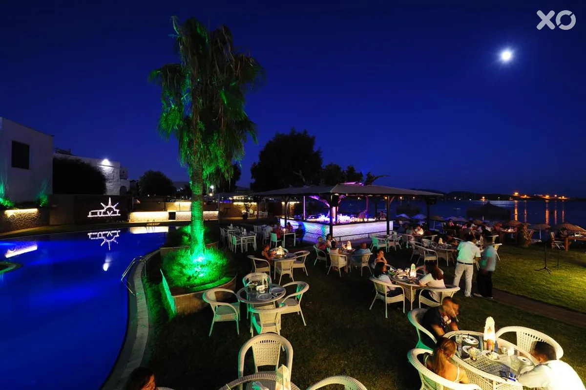 Costa Luvi Hotel