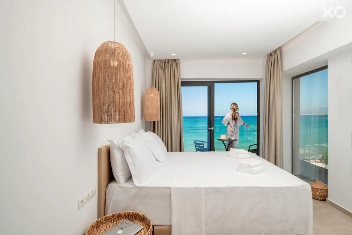 Golden Bee Lifestyle Hotel