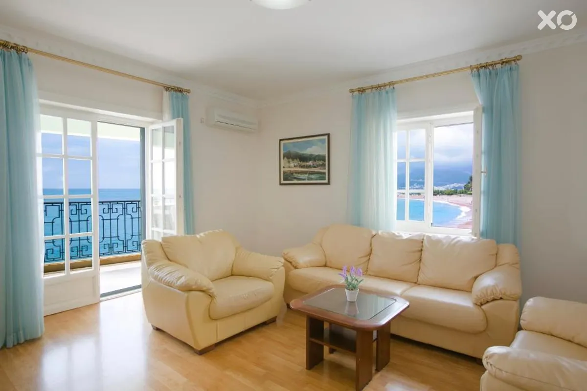 Montesan Apartments