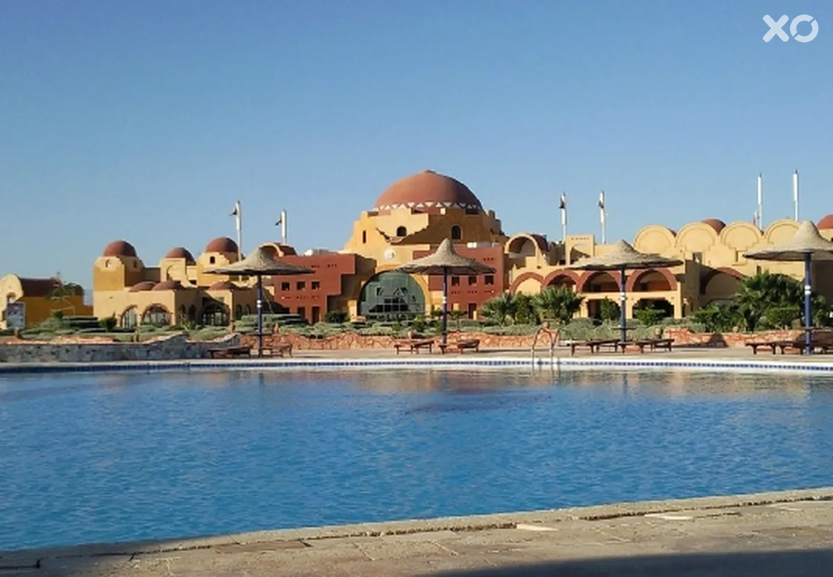 Carnelia Beach Resort