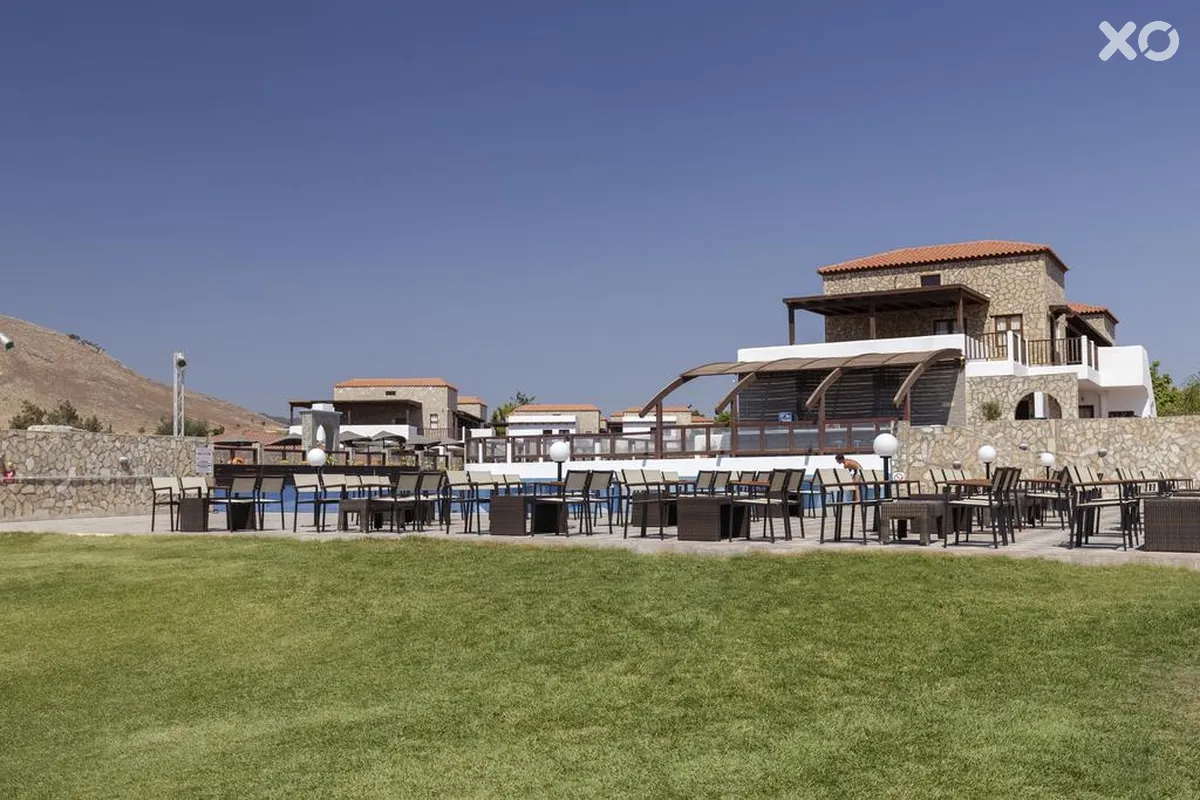 Costa Lindia Beach Resort