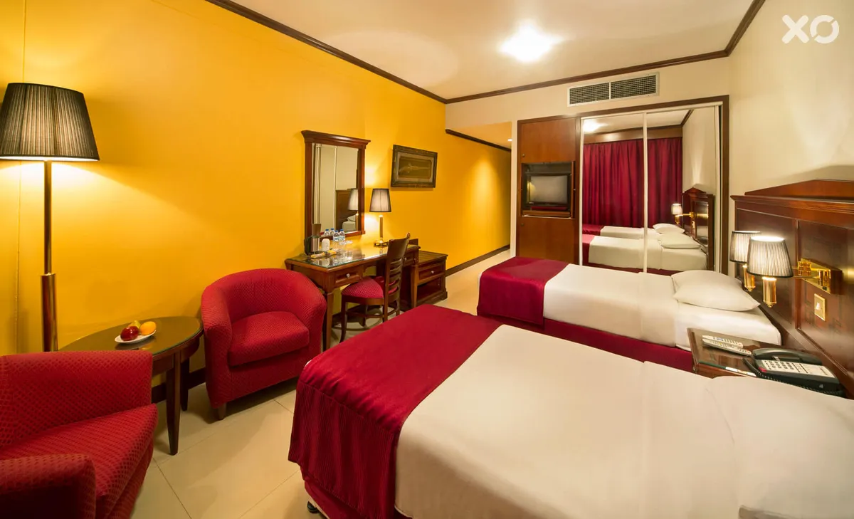 Admiral Plaza Hotel