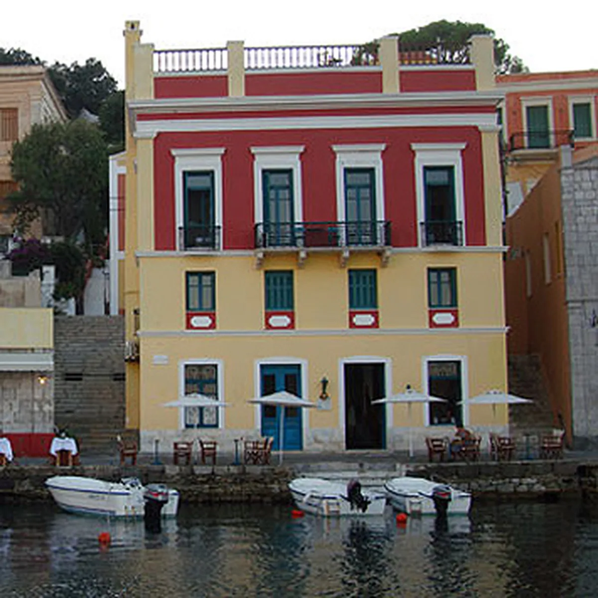 Aliki Hotel