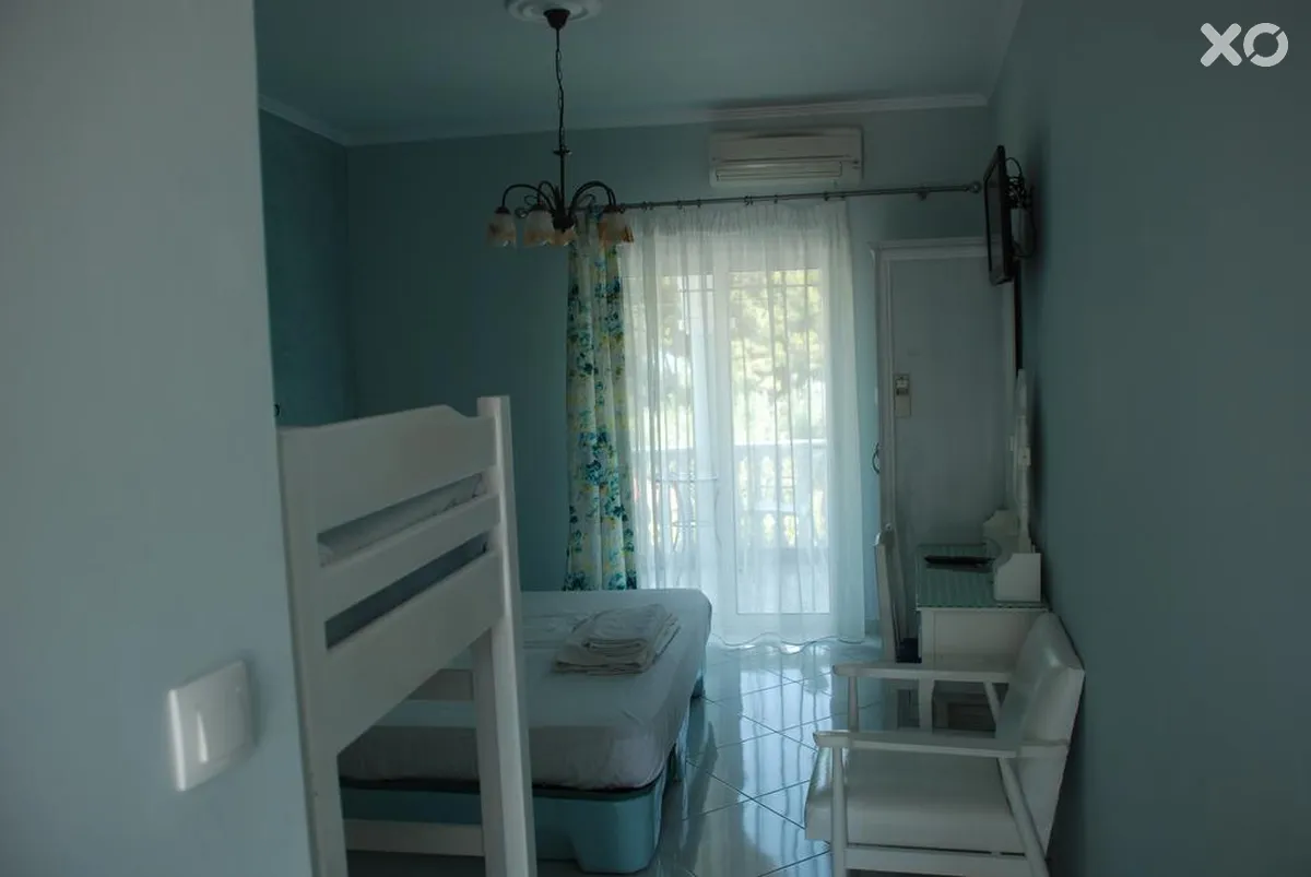 Diaporos Hotel
