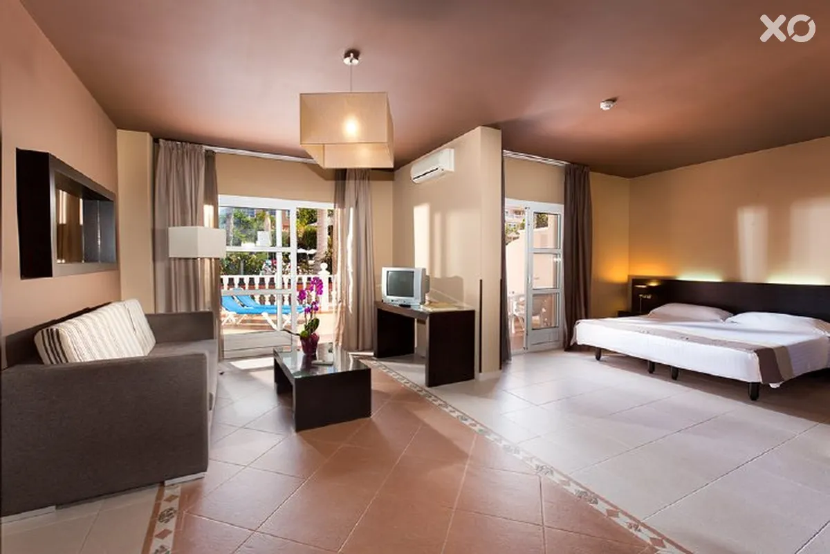 El Duque Aparthotel