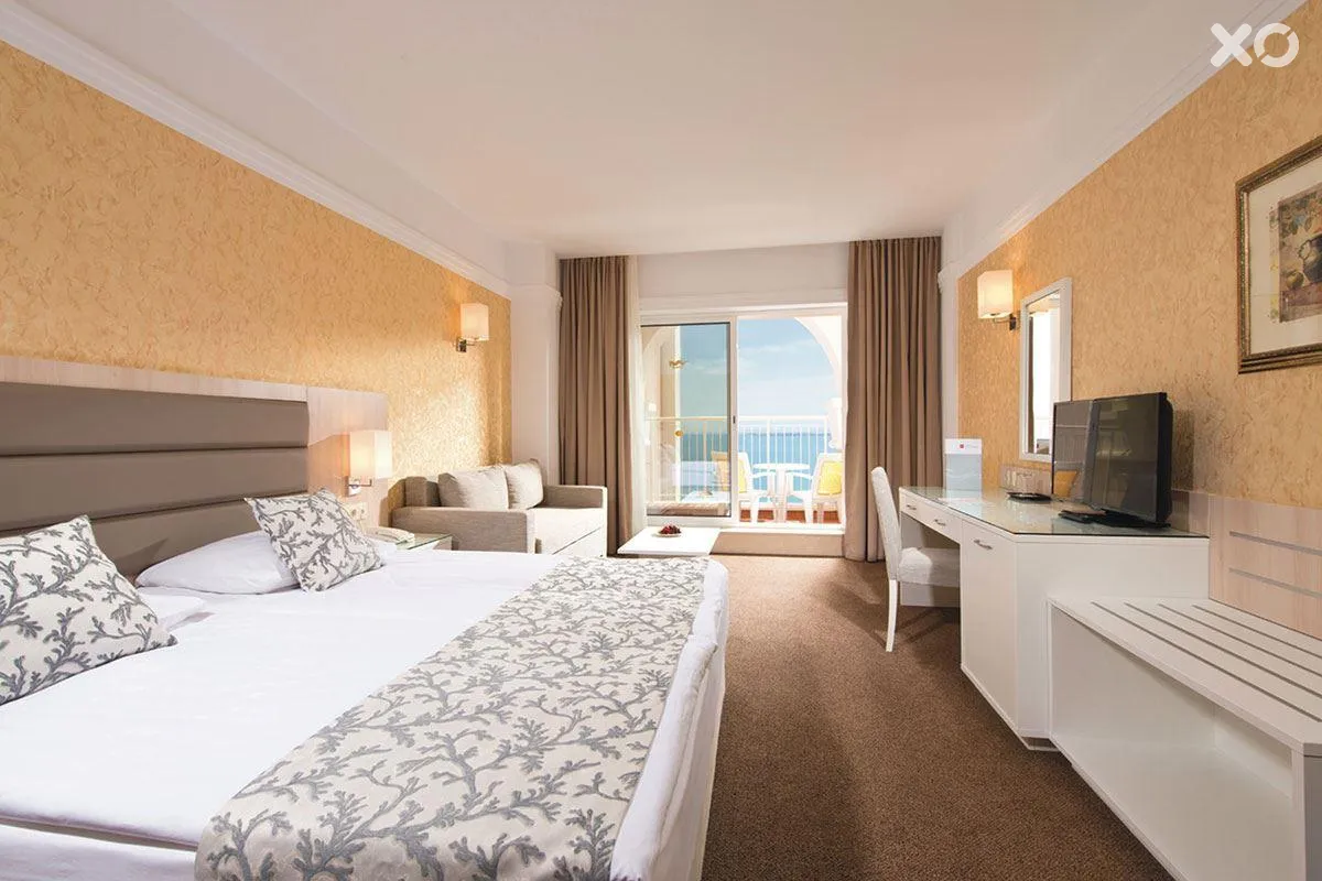 Dreams Sunny Beach Resort & Spa