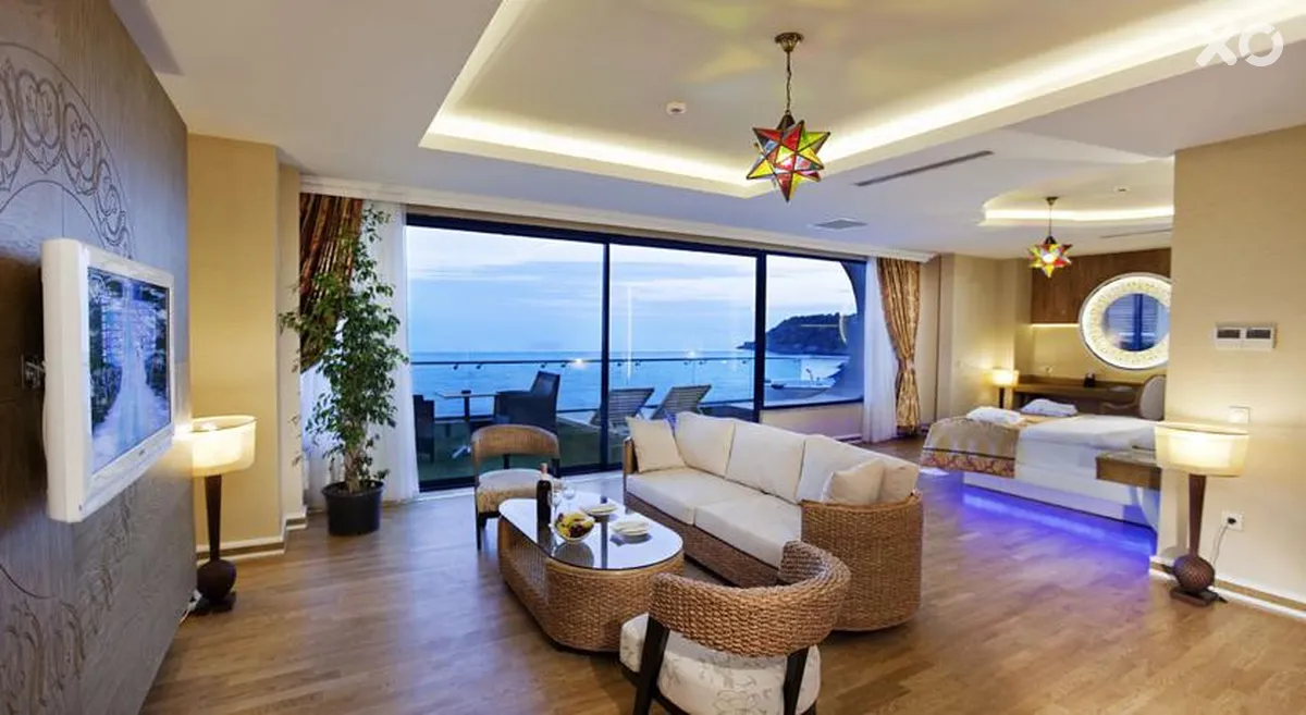 Granada Luxury Okurcalar