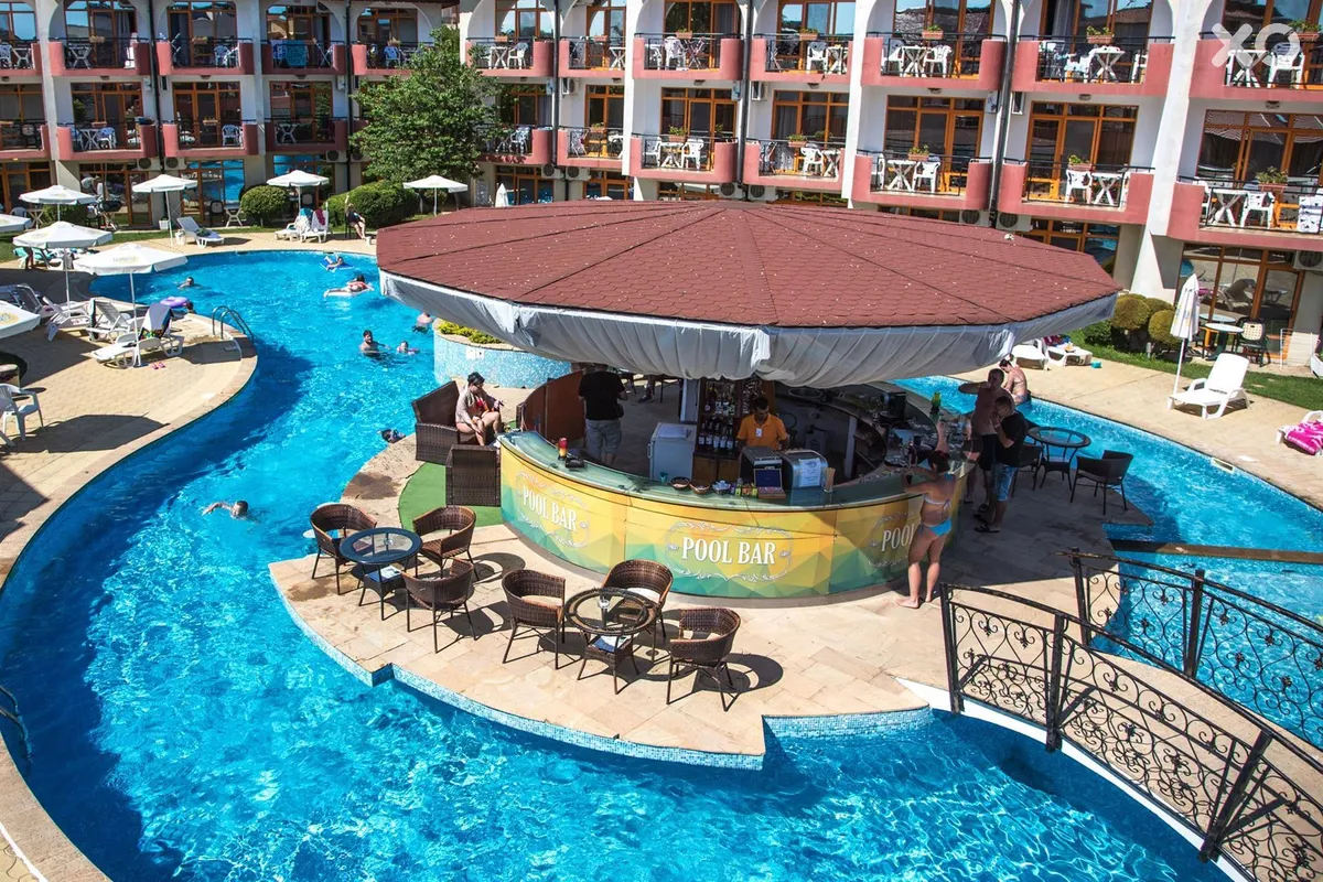 Sunrise Complex