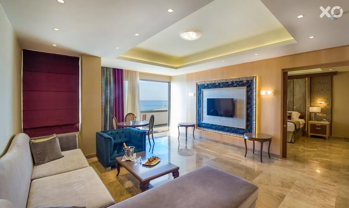 Adams Beach Hotel