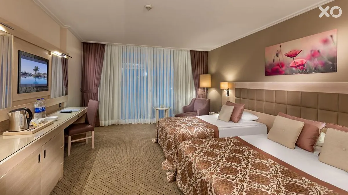 Miracle Resort Hotel