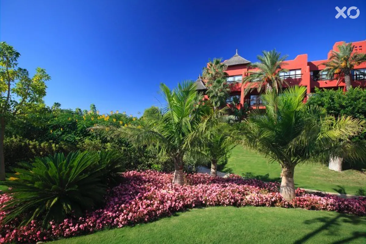 Asia Gardens Hotel & Thai Spa a Royal Hideaway Hotel