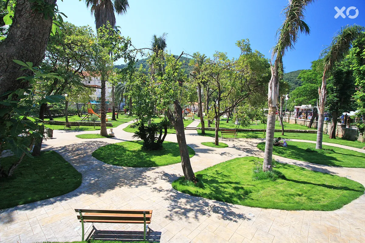 Park Grand Hotel