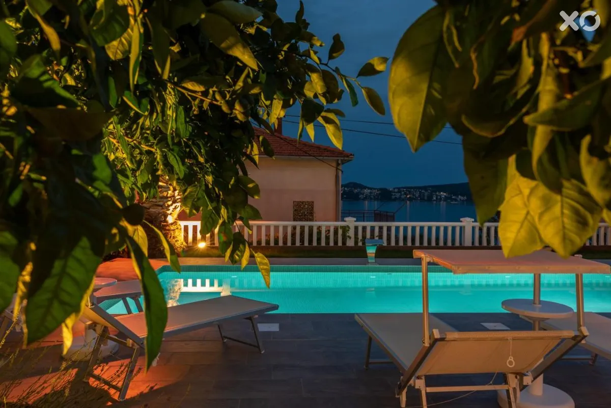 Ana Trogir Villa