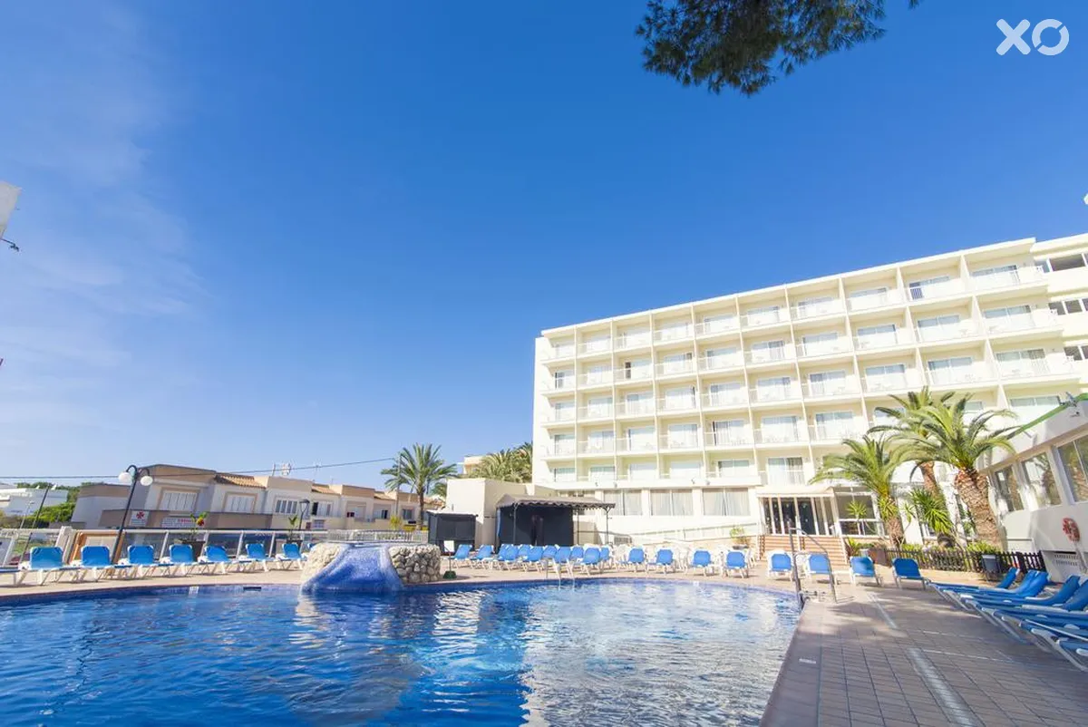 Coral Beach Hotel