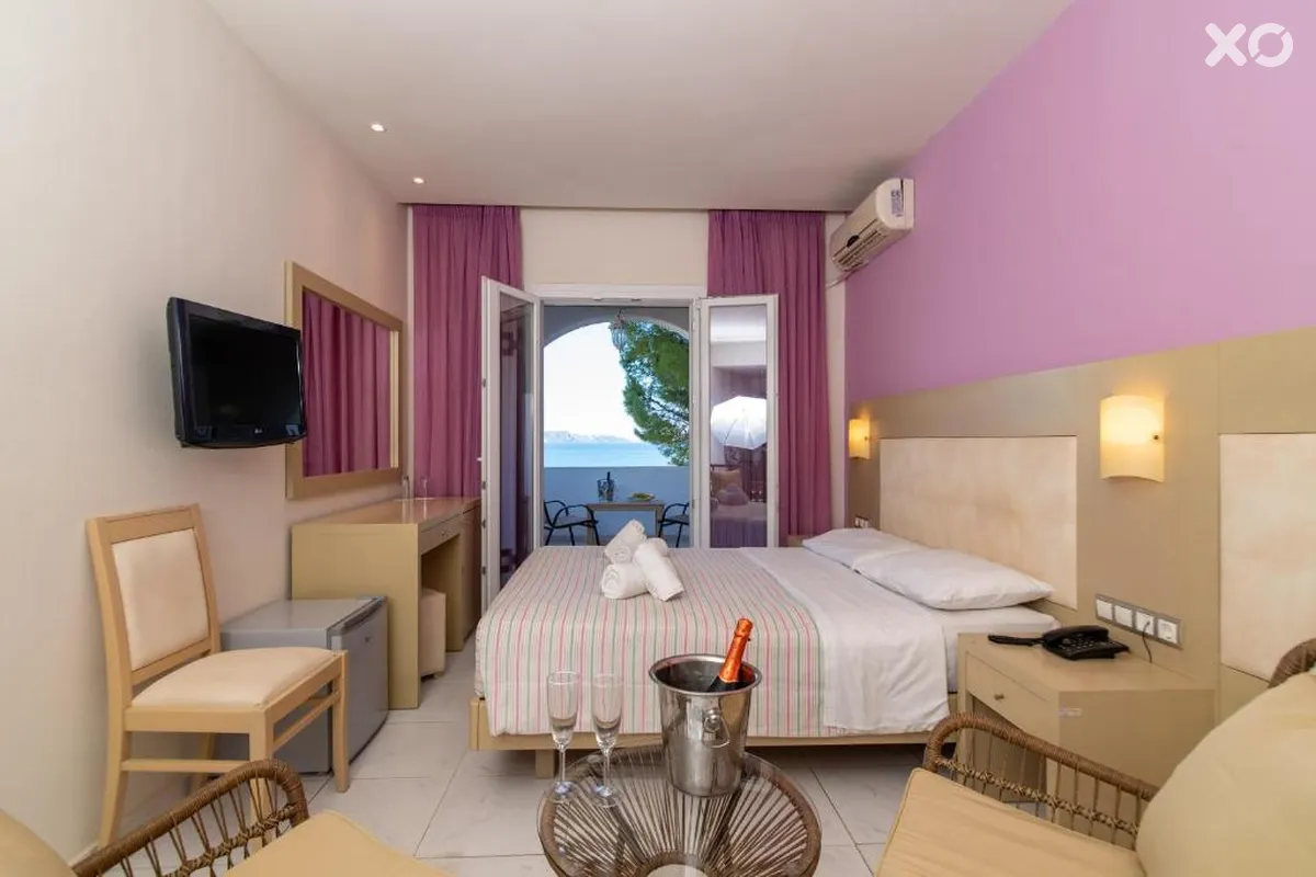 Porto Koukla Beach Hotel