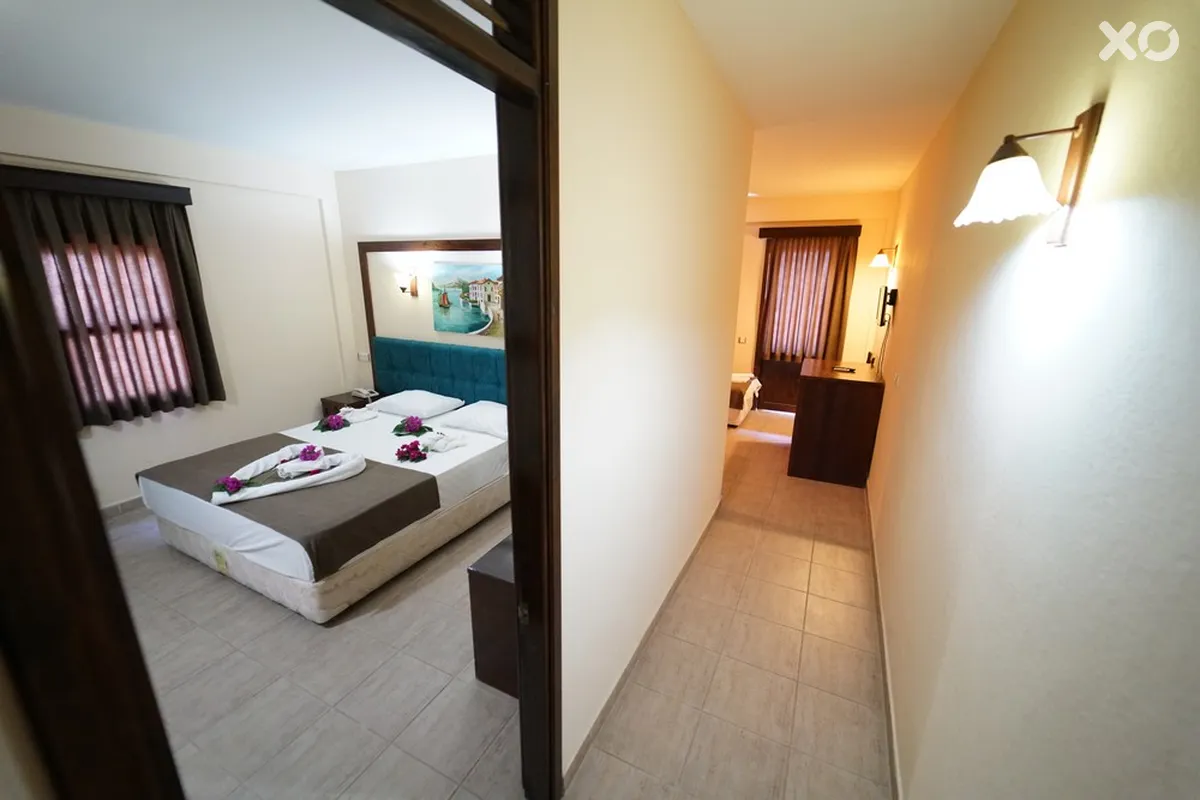 Salinas Beach Hotel