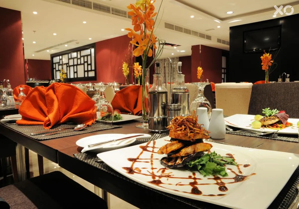 Al Hamra Hotel