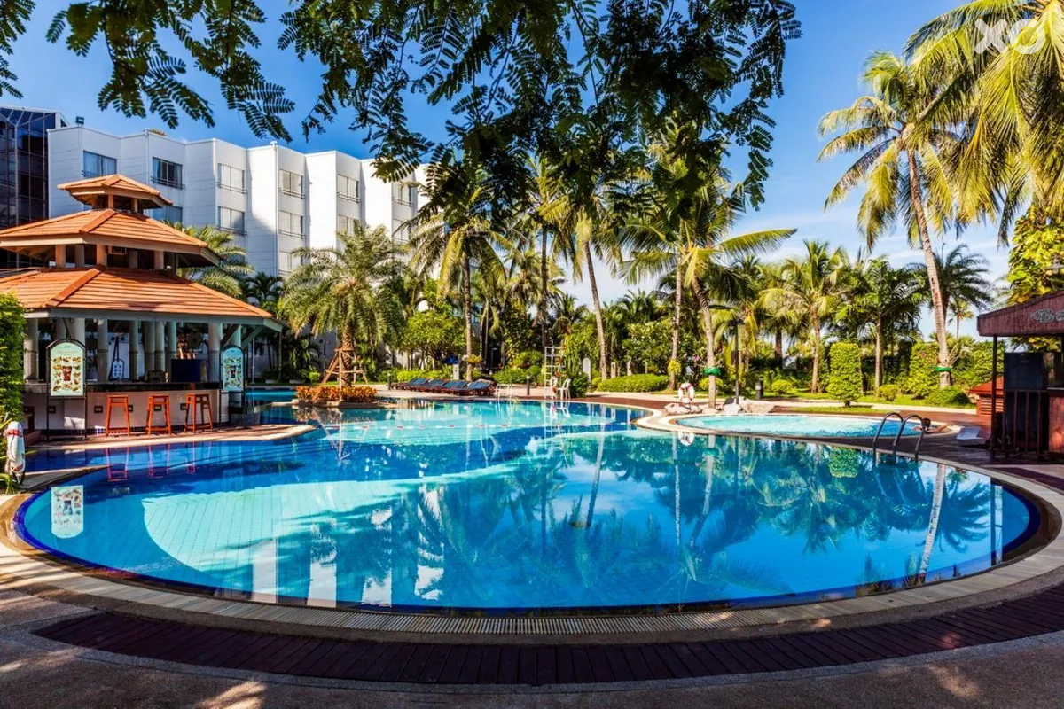 Cholchan Pattaya Resort