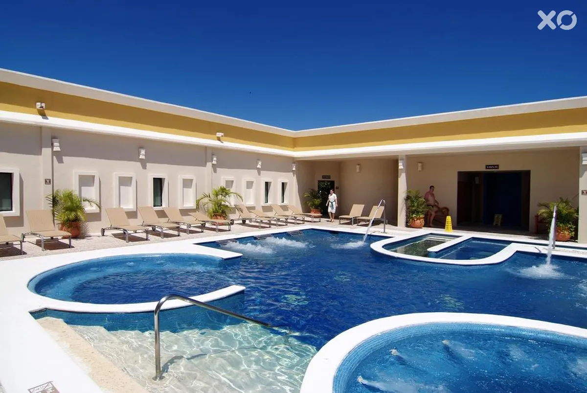 Sandos Caracol Eco Resort