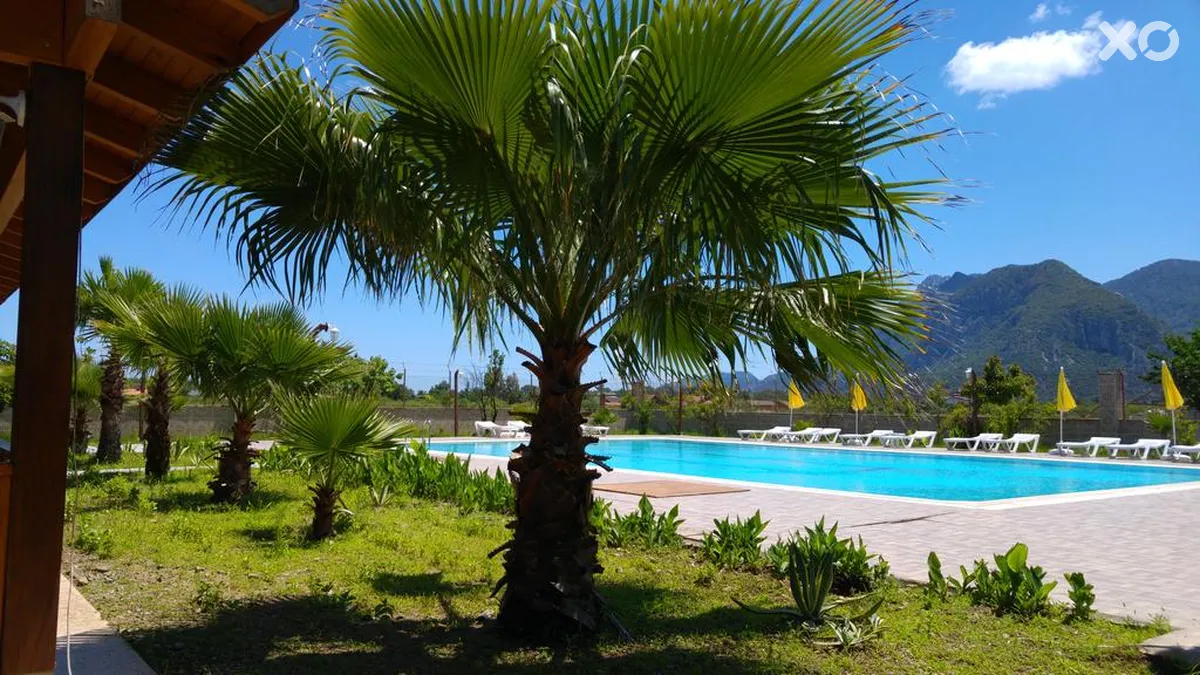 Apella Hotel