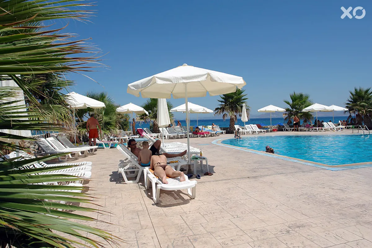 Irina Beach Hotel