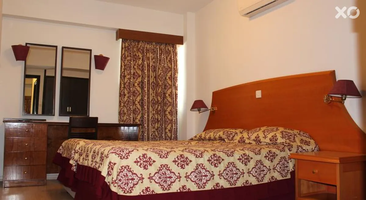 Eleonora Hotel Apts