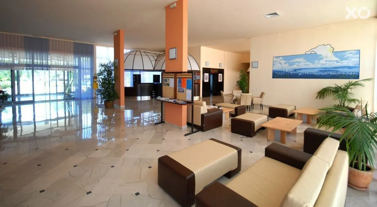 Arena Hotel Holiday