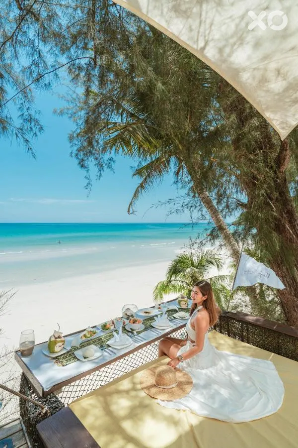 High Season Pool Villa & Spa